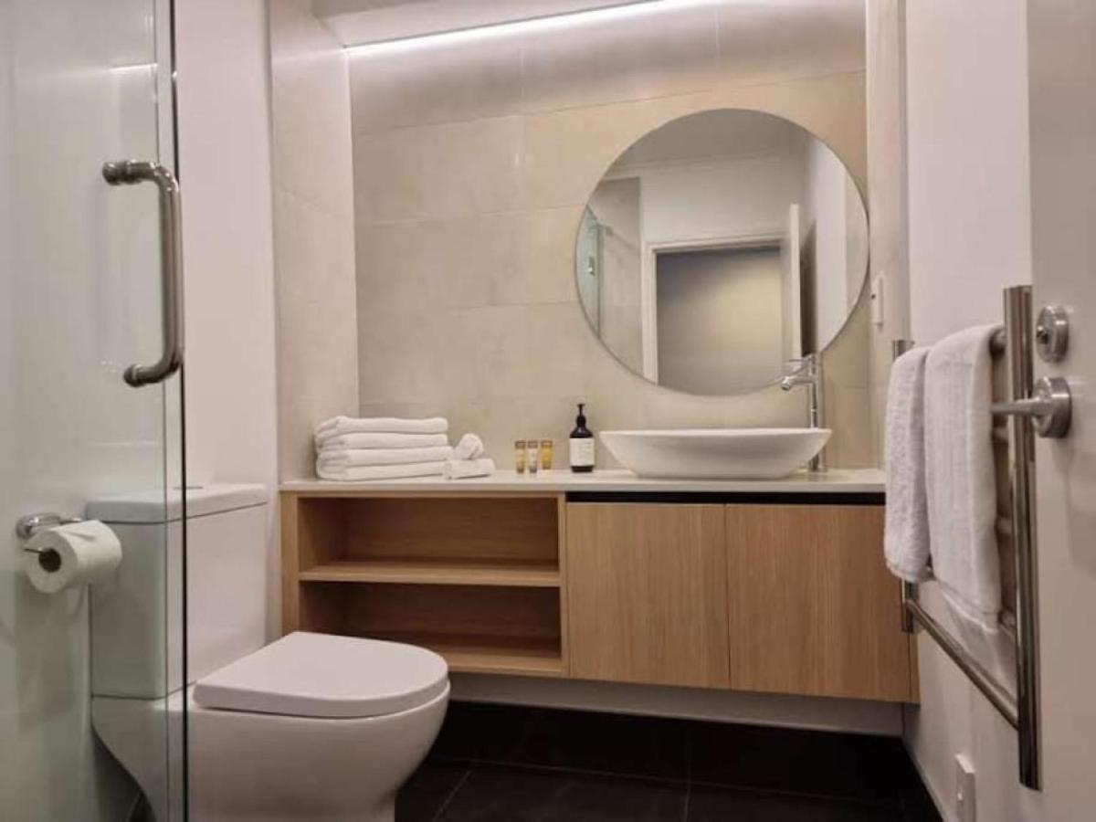 Sweet Escape Cbd Studio With Pool And Gym Auckland Exterior foto